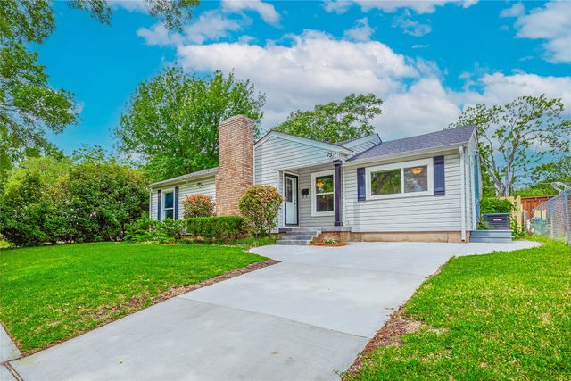 910 Tamara Lane, Grand Prairie, TX 75051