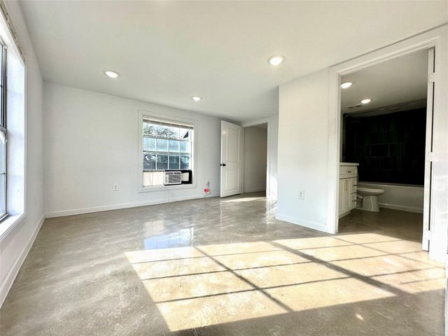 808 Oakhurst Street 3, Houston, TX 77023