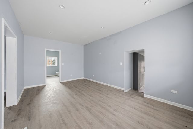 4915 W 30th Street, Cicero, IL 60804