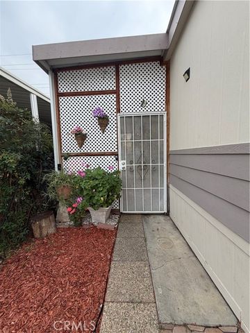 20401 Soledad Canyon Road 406, Canyon Country (santa Clarita), CA 91351