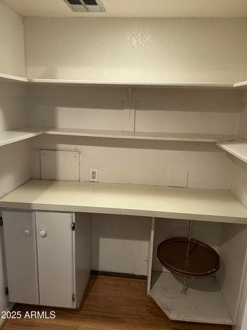 5736 N 25TH Street, Phoenix, AZ 85016