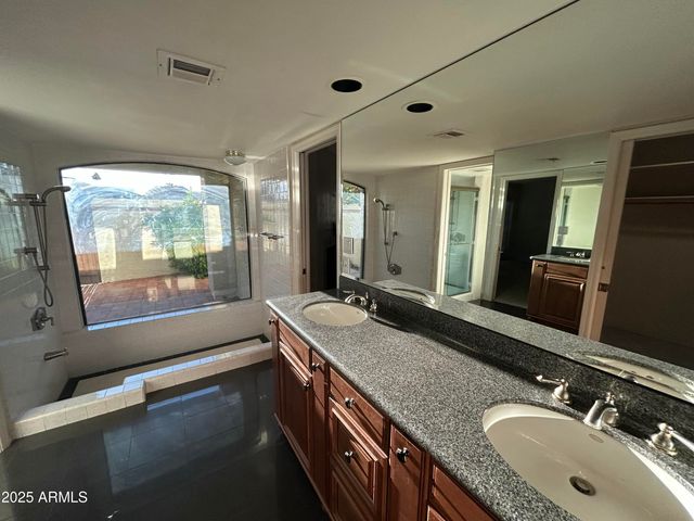 5736 N 25TH Street, Phoenix, AZ 85016