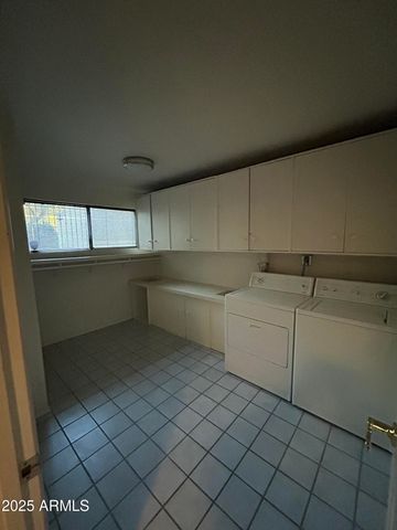 5736 N 25TH Street, Phoenix, AZ 85016