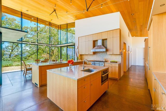 24000 Fig Tree Ln, Yorkville, CA 95494