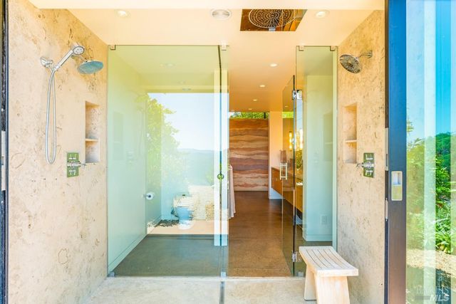 24000 Fig Tree Ln, Yorkville, CA 95494