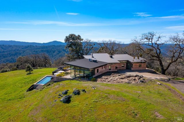 24000 Fig Tree Ln, Yorkville, CA 95494