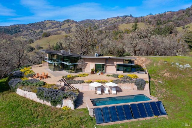 24000 Fig Tree Ln, Yorkville, CA 95494