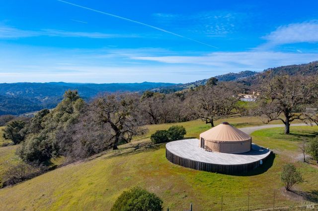 24000 Fig Tree Ln, Yorkville, CA 95494