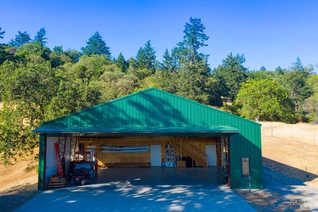 24000 Fig Tree Ln, Yorkville, CA 95494