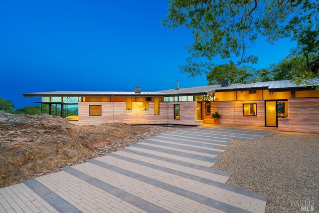 24000 Fig Tree Ln, Yorkville, CA 95494