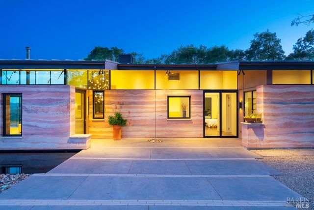 24000 Fig Tree Ln, Yorkville, CA 95494