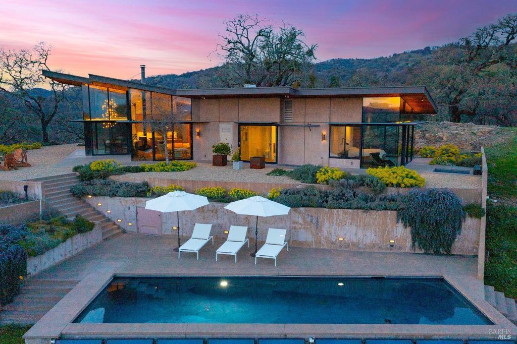 24000 Fig Tree Ln, Yorkville, CA 95494