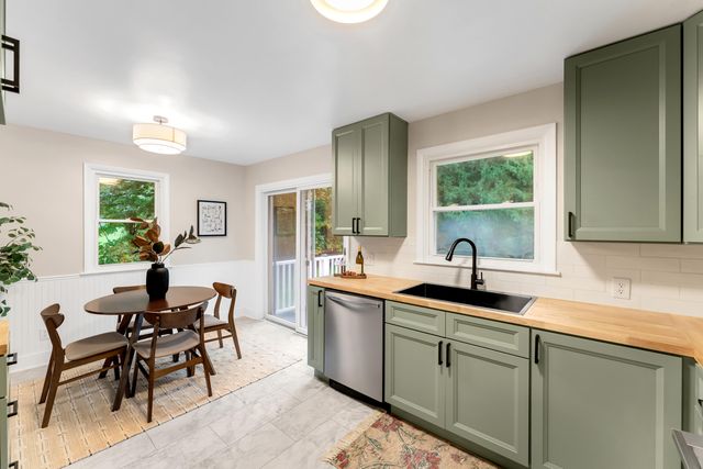 4616 Pettis Avenue Ne, Cannon Twp, MI 49306