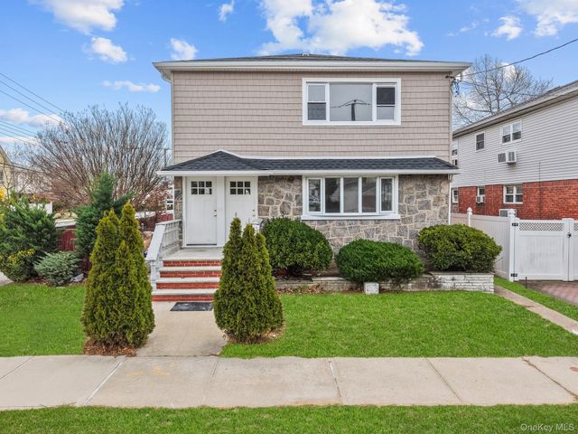 14101 255th Street, Rosedale, NY 11422