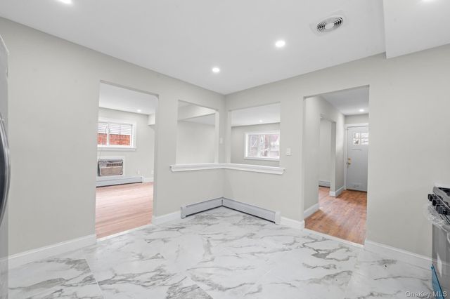 14101 255th Street, Rosedale, NY 11422