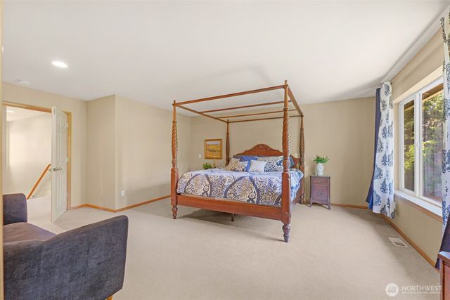250 Pasco Drive NE, Renton, WA 98059