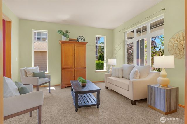250 Pasco Drive NE, Renton, WA 98059