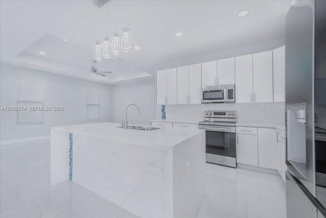 1114 NE 7th, Cape Coral, FL 33909