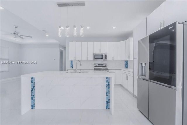 1114 NE 7th, Cape Coral, FL 33909