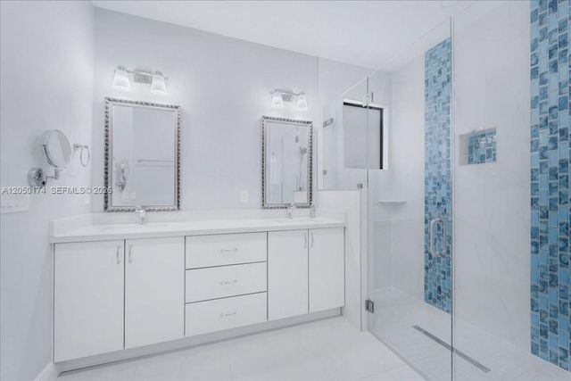 1114 NE 7th, Cape Coral, FL 33909