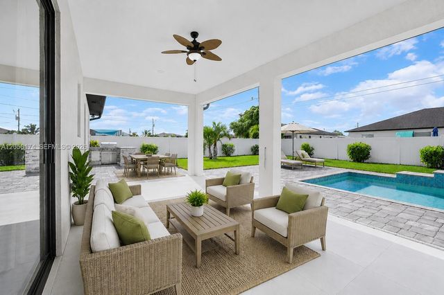 1114 NE 7th, Cape Coral, FL 33909