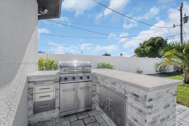 1114 NE 7th, Cape Coral, FL 33909