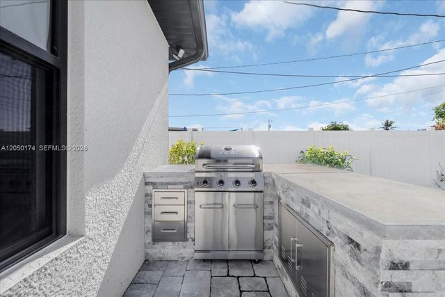 1114 NE 7th, Cape Coral, FL 33909