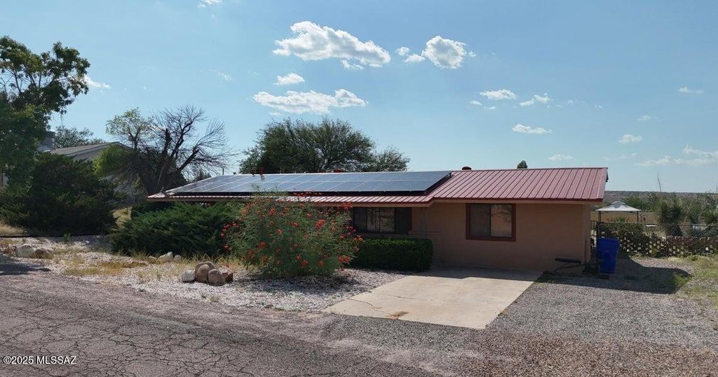 734 S Hermosa Drive, Benson, AZ 85602