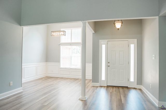 121 Spring Chase Circle, Kathleen, GA 31047