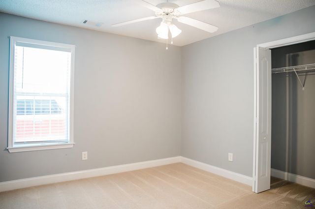 121 Spring Chase Circle, Kathleen, GA 31047
