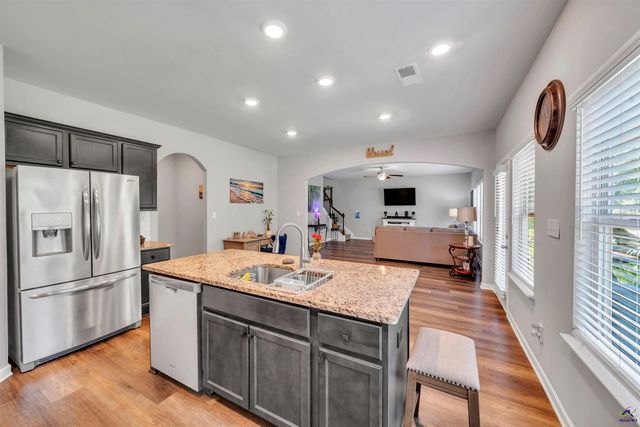 215 Tyndall Way, Perry, GA 31069
