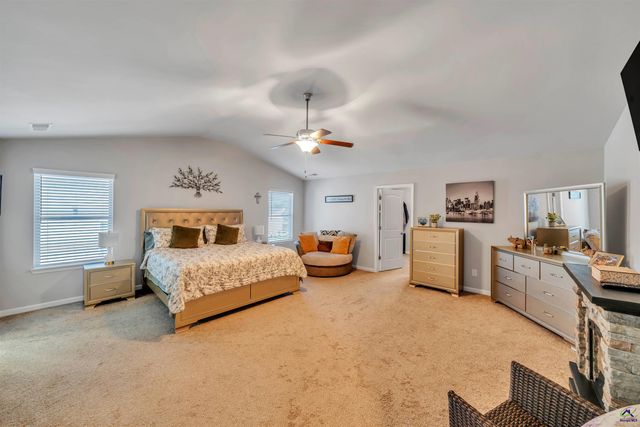 215 Tyndall Way, Perry, GA 31069
