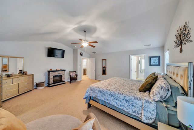 215 Tyndall Way, Perry, GA 31069