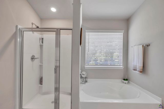 215 Tyndall Way, Perry, GA 31069