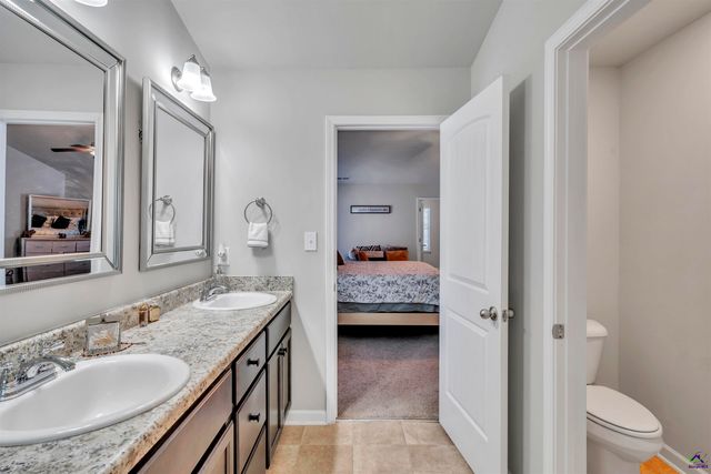 215 Tyndall Way, Perry, GA 31069