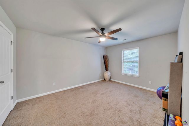 215 Tyndall Way, Perry, GA 31069