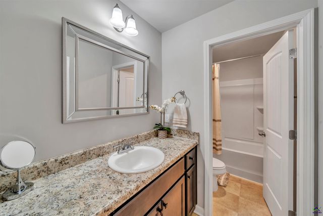 215 Tyndall Way, Perry, GA 31069