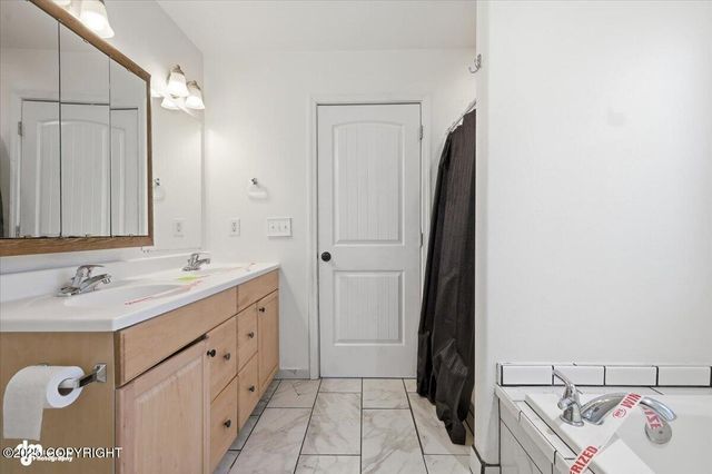 4570 S Navigators Circle, Wasilla, AK 99623