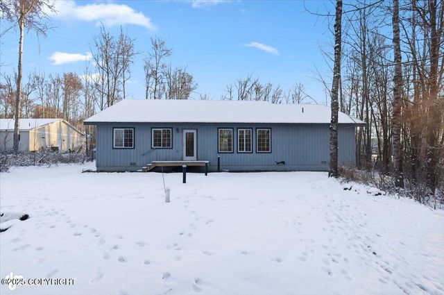 4570 S Navigators Circle, Wasilla, AK 99623