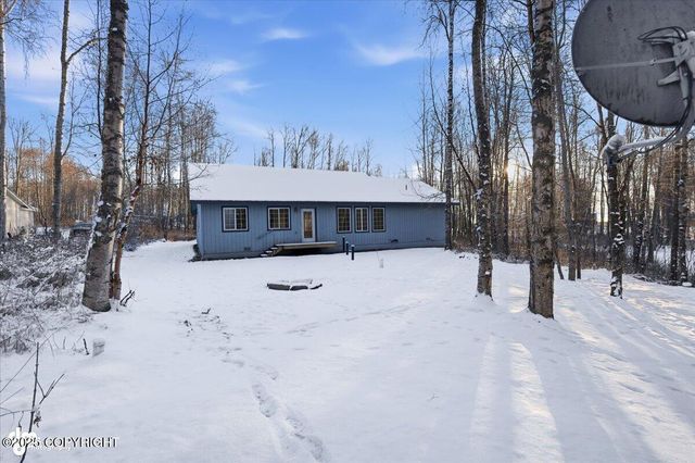 4570 S Navigators Circle, Wasilla, AK 99623