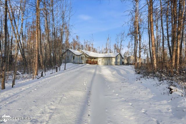 4570 S Navigators Circle, Wasilla, AK 99623