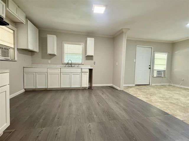410 Foreman Avenue, Sulphur, LA 70663