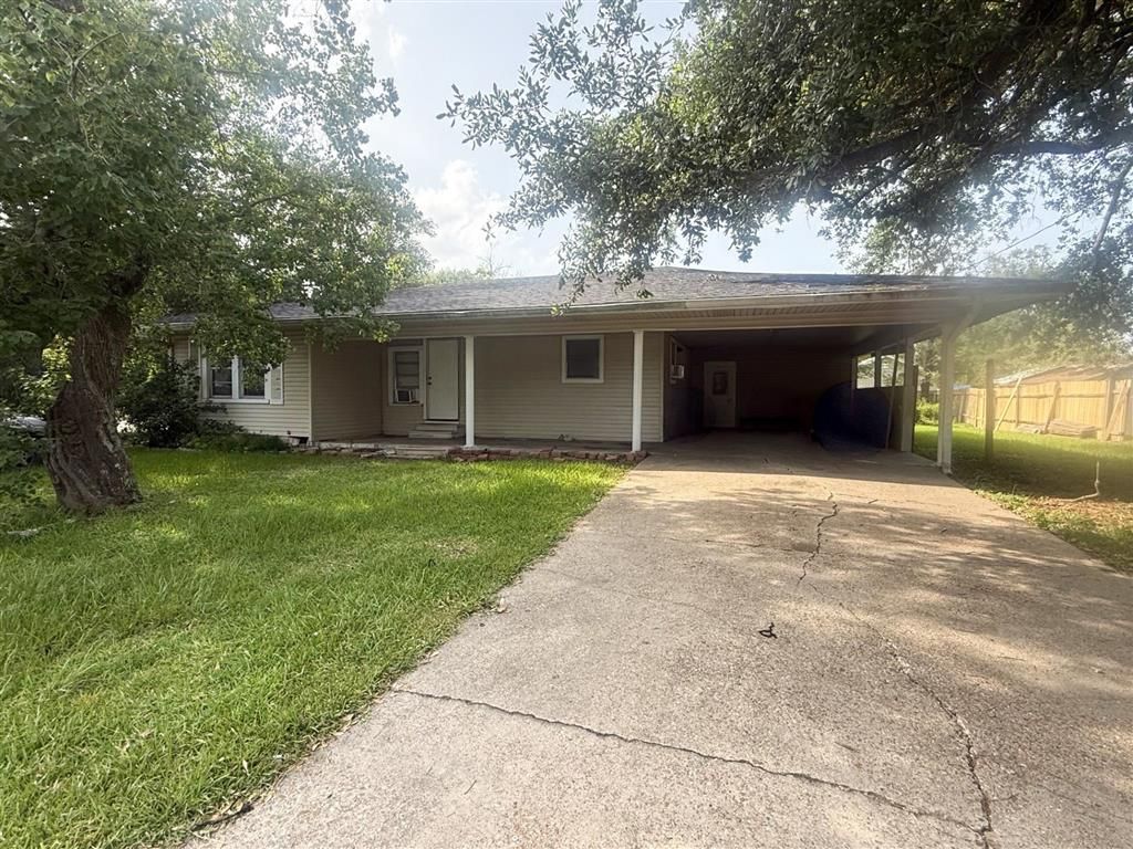 410 Foreman Avenue, Sulphur, LA 70663