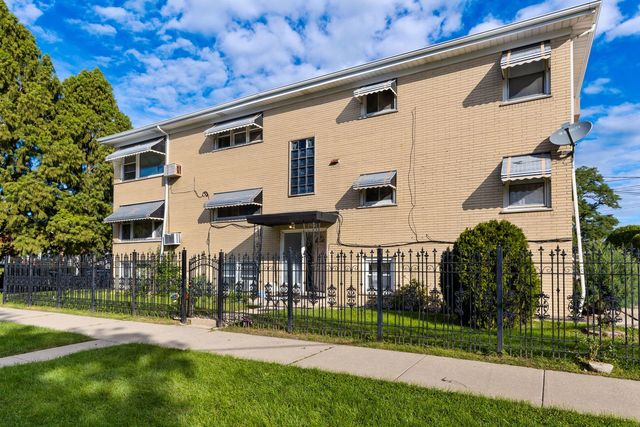 2501 N Mont Clare Avenue, Chicago, IL 60707