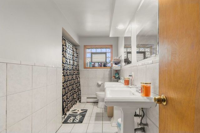 2501 N Mont Clare Avenue, Chicago, IL 60707