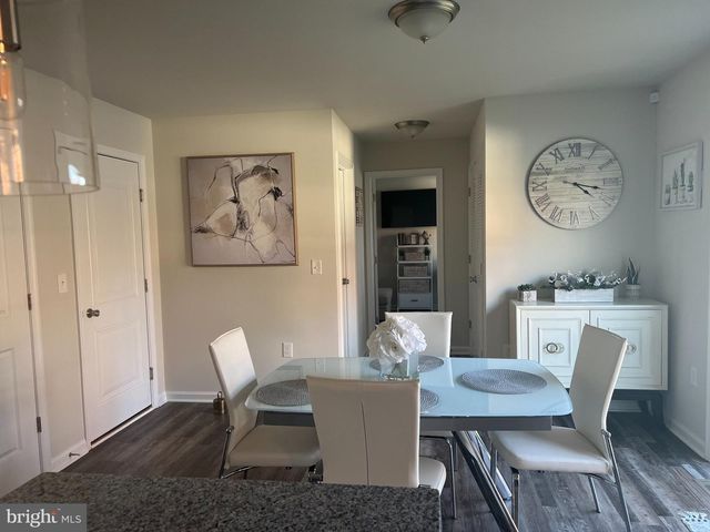 209 PULASKI AVE, Blackwood, NJ 08012