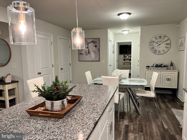 209 PULASKI AVE, Blackwood, NJ 08012