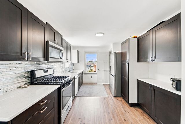 1207 6Th Street, Grundy Center, IA 50638