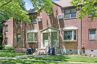 58-42 246th Crescent #1, Douglaston, NY 11362