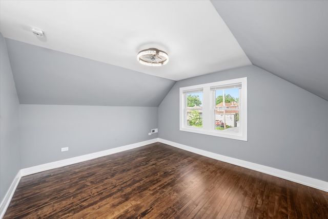 9443 S Racine Avenue, Chicago, IL 60620